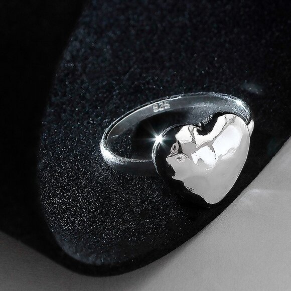 925 Sterling Silver Heart Ring, Everyday Layering Love Ring, Minimalist Ring - Picture 2 of 3